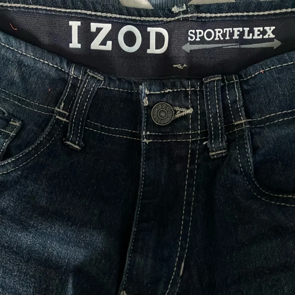 Izod Blue Straight fit Sportflex Denim Jeans - Picture 2 of 4